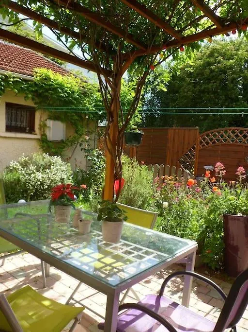 Jolie Maison, 3 Chambres, Jardin Et Parking Bagneux